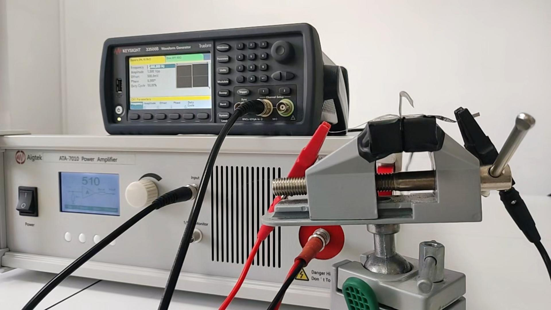 高壓功率放大器在電活性聚合物電驅動實驗的應用 高壓功率放大器在電活性聚合物電驅動實驗的應用